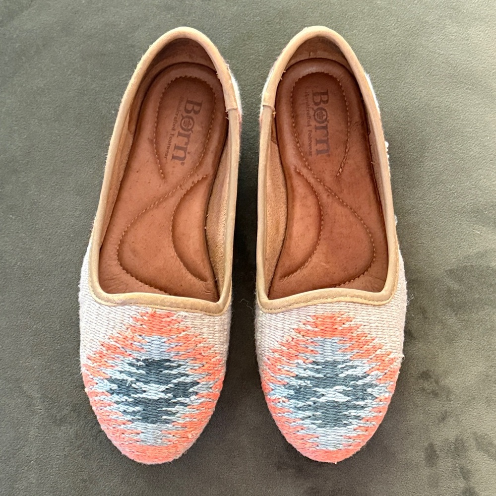 Born Multicolor Patterned Flats